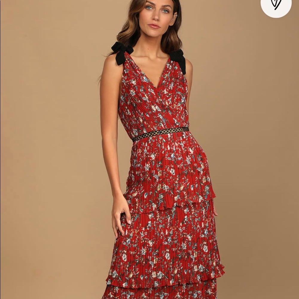 Lulu’s tiered midi dress